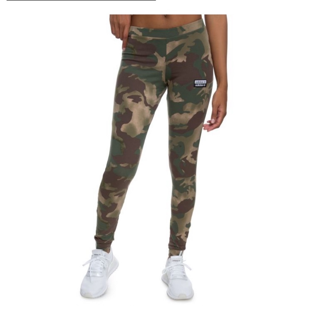 NWT adidas Women’s AOP Camouflage Tights Size L
